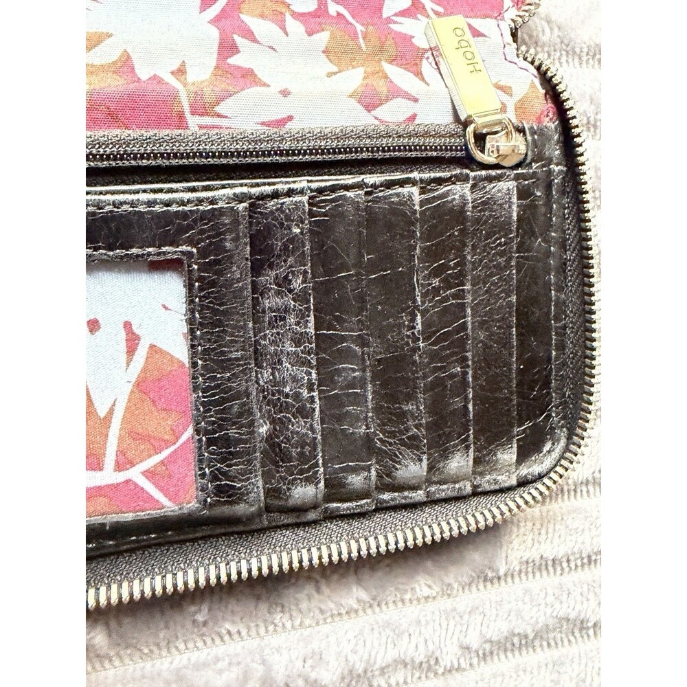 HOBO INTERNATIONAL black SOFT LEATHER ZIP AROUND STUDDED WALLET - Picture 13 of 16
